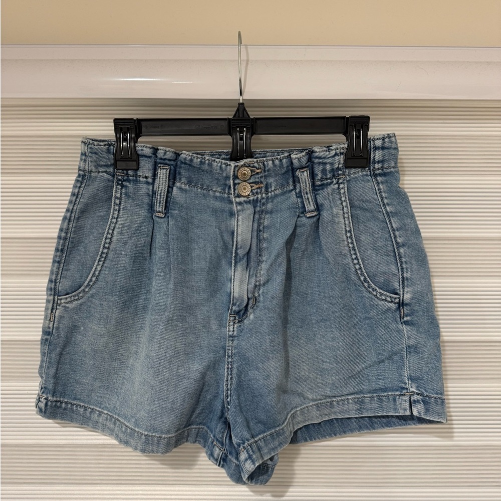 American Eagle Outfitters Light Blue Jean Shorts